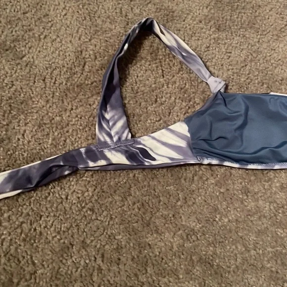 Aerie Blue and White Tie Die Bikini Top - Picture 5 of 6